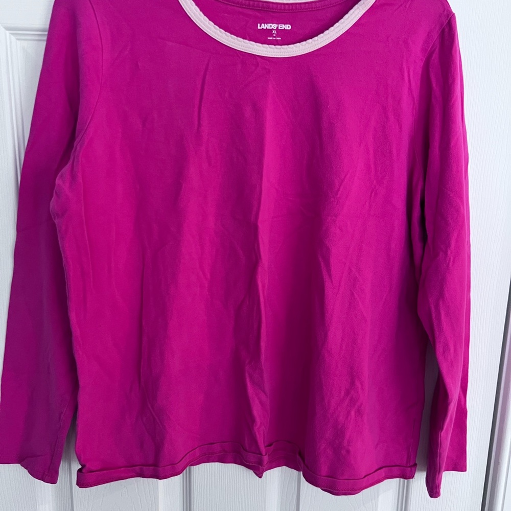 Ladies Size XL "Lands' End" Women's Fuchsia Long Sleeve Tee GUC ❤️